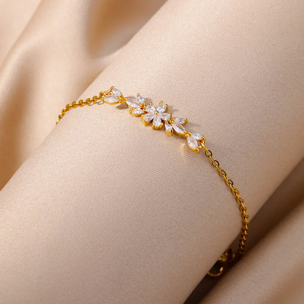 Elegant and delicate bracelets - Silver&Gold